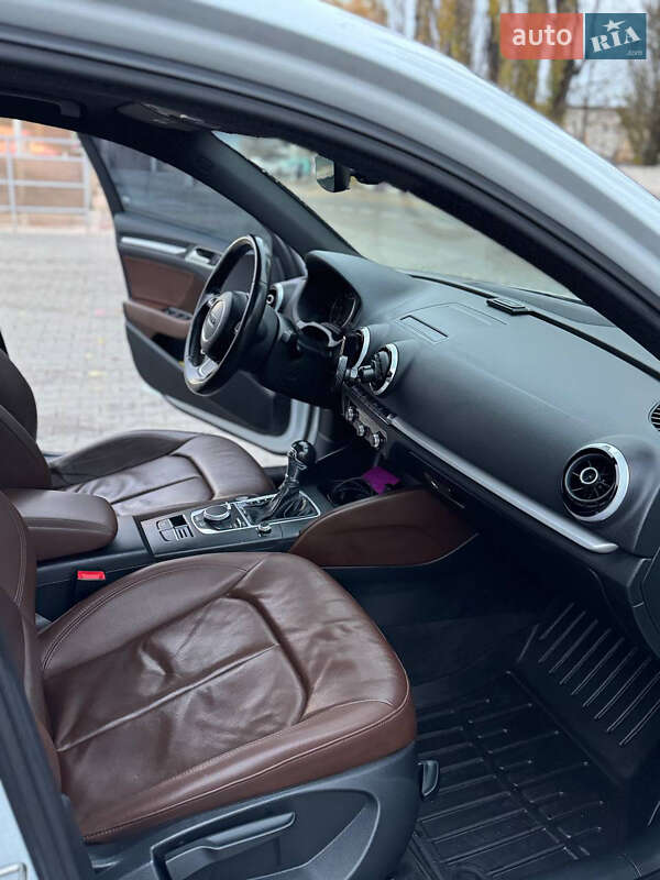 Седан Audi A3 2015 в Киеве фото 4 Седан Audi A3 2015 в Киеве