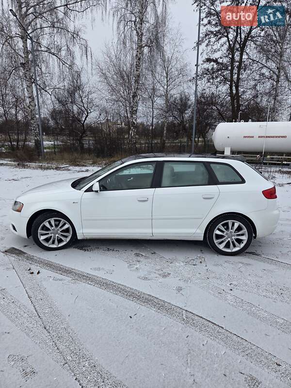 Хэтчбек Audi A3 2011 в Конотопе