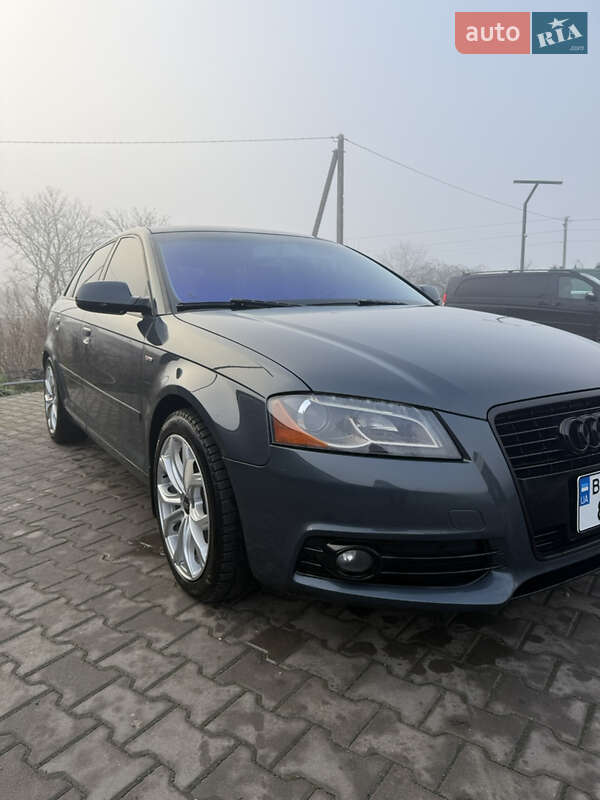 Хэтчбек Audi A3 2012 в Радехове