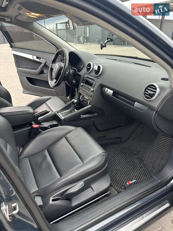 Хэтчбек Audi A3 2012 в Радехове