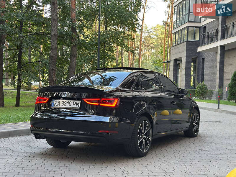 Седан Audi A3 2015 в Киеве