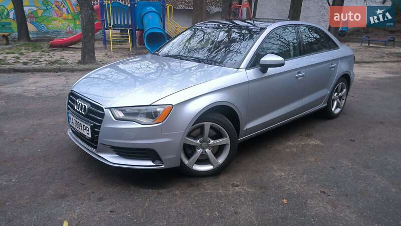 Седан Audi A3 2015 в Киеве