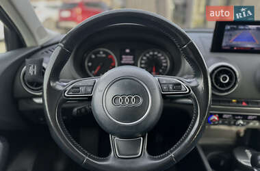 Седан Audi A3 2014 в Львове