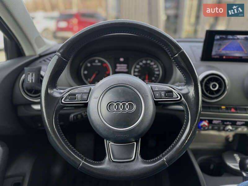 Седан Audi A3 2014 в Львове