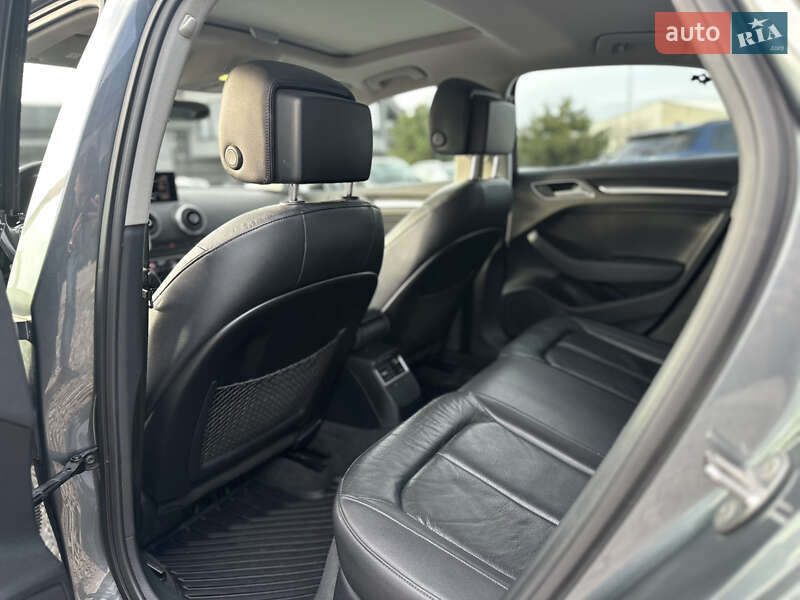 Седан Audi A3 2014 в Львове