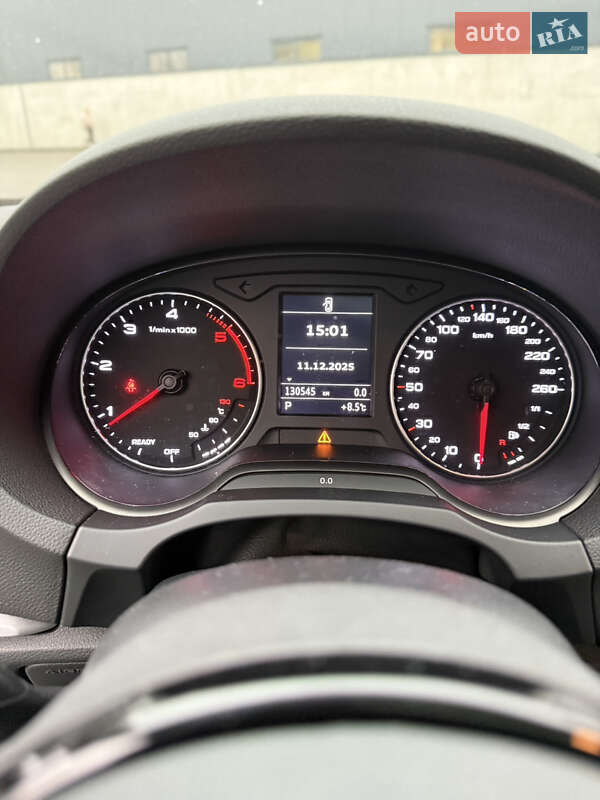 Седан Audi A3 2016 в Киеве