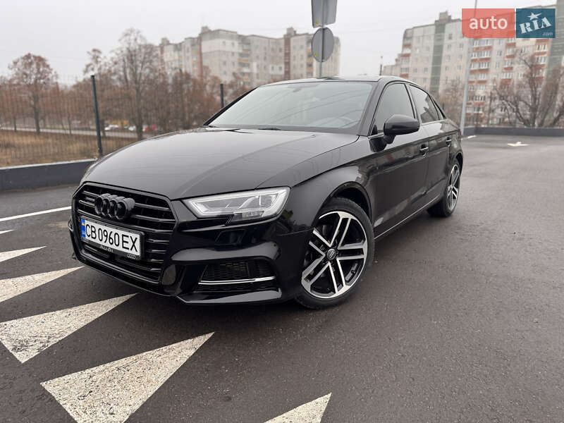 Седан Audi A3 2016 в Чернигове