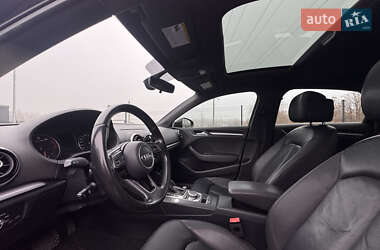 Седан Audi A3 2016 в Чернигове