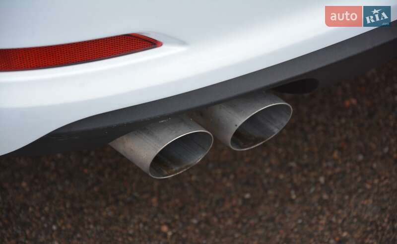 Седан Audi A3 2016 в Киеве