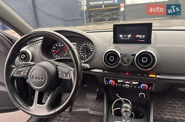 Седан Audi A3 2016 в Чернигове