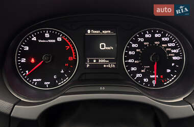 Седан Audi A3 2016 в Чернигове