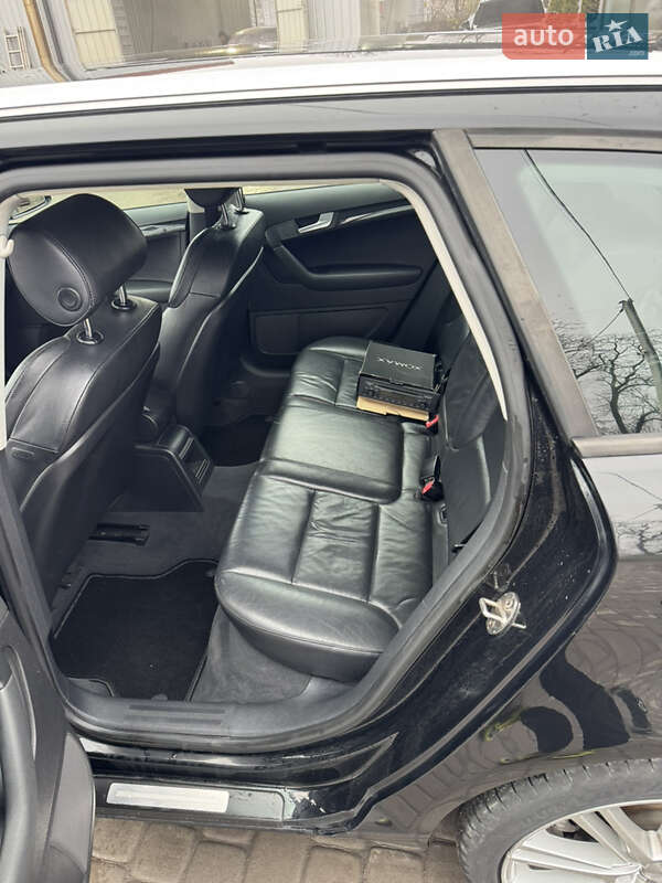 Хэтчбек Audi A3 2005 в Староконстантинове