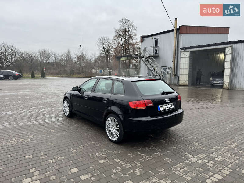 Хэтчбек Audi A3 2005 в Староконстантинове