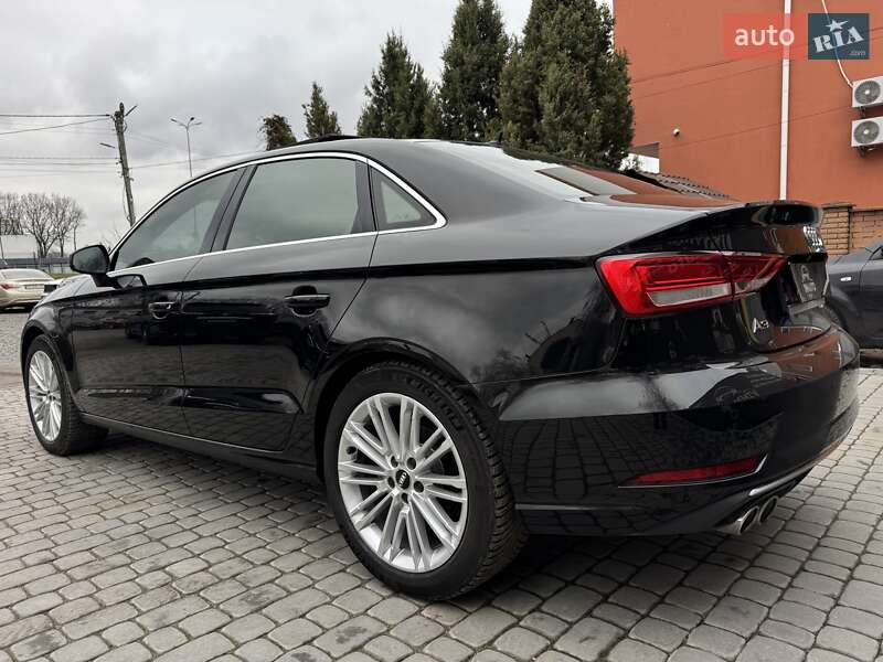 Седан Audi A3 2018 в Виннице