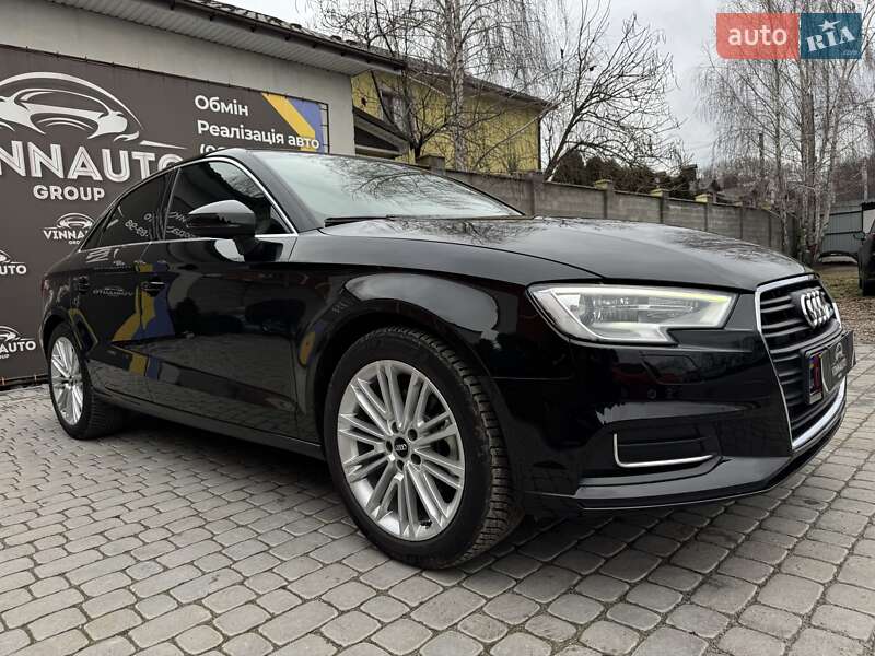 Седан Audi A3 2018 в Виннице