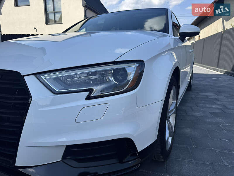 Седан Audi A3 2017 в Коломые