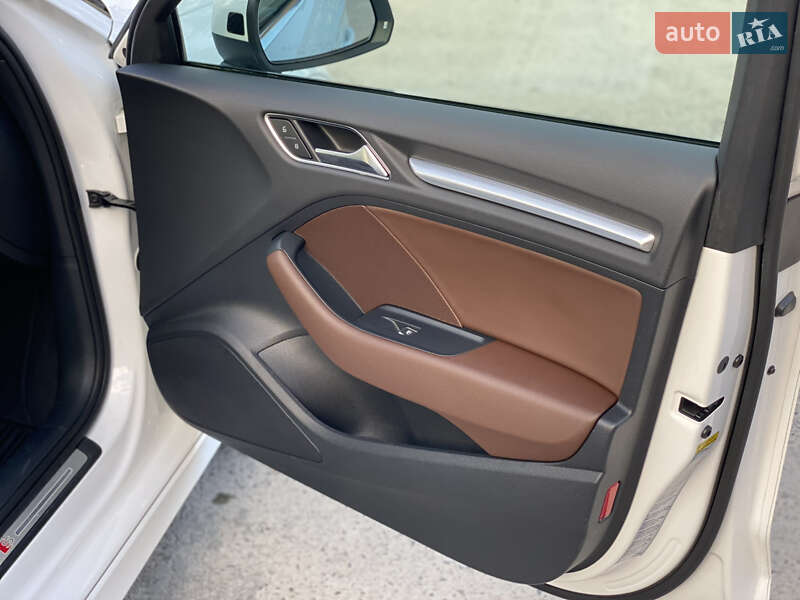 Седан Audi A3 2017 в Коломые