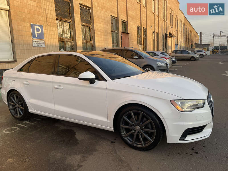 Седан Audi A3 2015 в Киеве фото 12 Седан Audi A3 2015 в Киеве