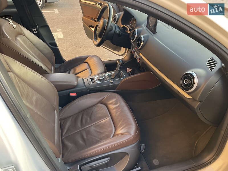 Седан Audi A3 2015 в Киеве фото 22 Седан Audi A3 2015 в Киеве