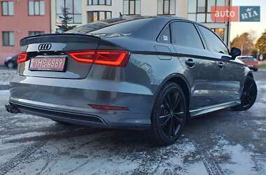 Седан Audi A3 2015 в Ровно