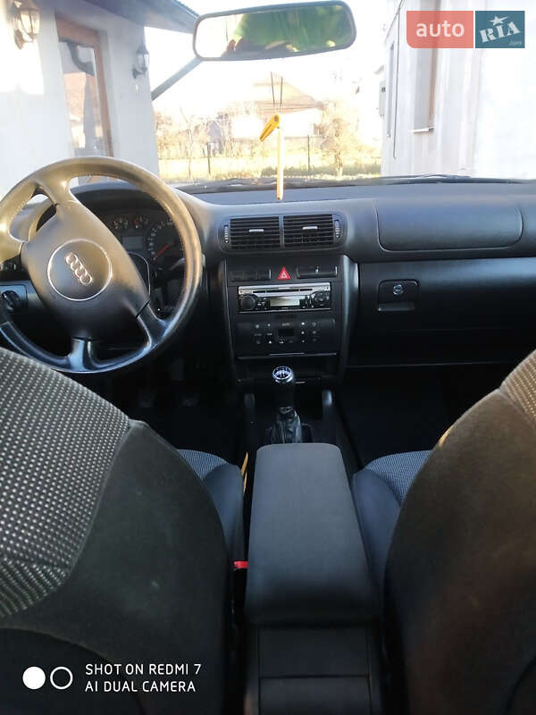 Хэтчбек Audi A3 2002 в Косове фото 8 Хэтчбек Audi A3 2002 в Косове