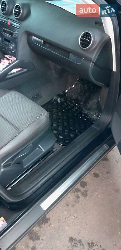 Хэтчбек Audi A3 2007 в Кицмани фото 14 Хэтчбек Audi A3 2007 в Кицмани