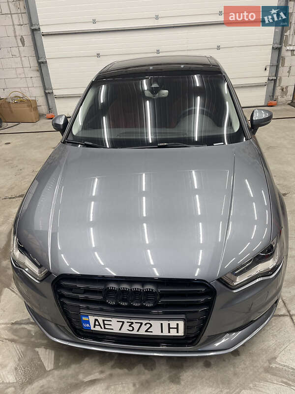 Седан Audi A3 2015 в Дніпрі