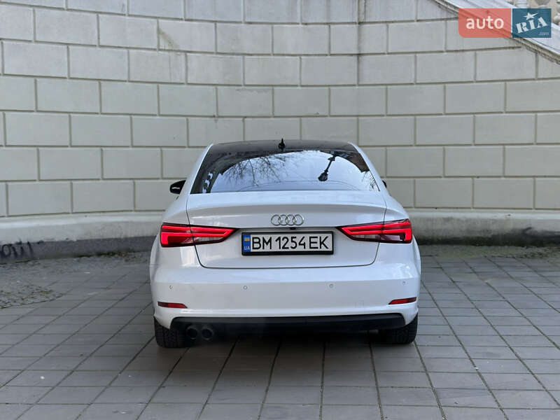 Седан Audi A3 2014 в Одесі
