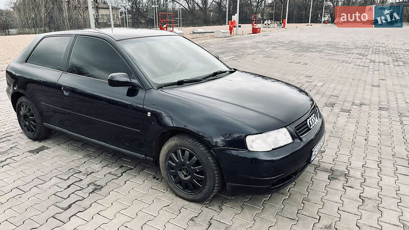 Хэтчбек Audi A3 1998 в Кривом Роге