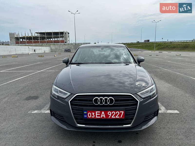 Хэтчбек Audi A3 2019 в Радехове фото 2 Хэтчбек Audi A3 2019 в Радехове