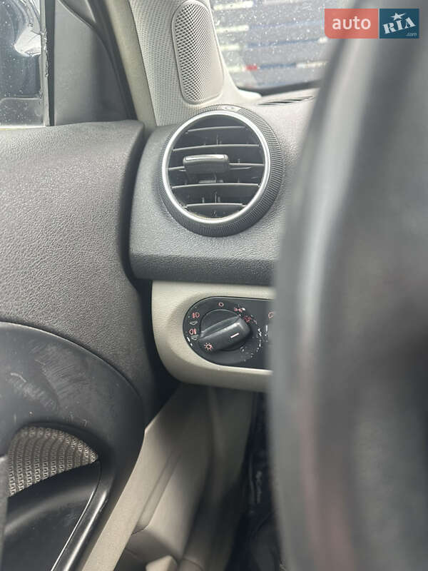 Хэтчбек Audi A3 2004 в Рахове