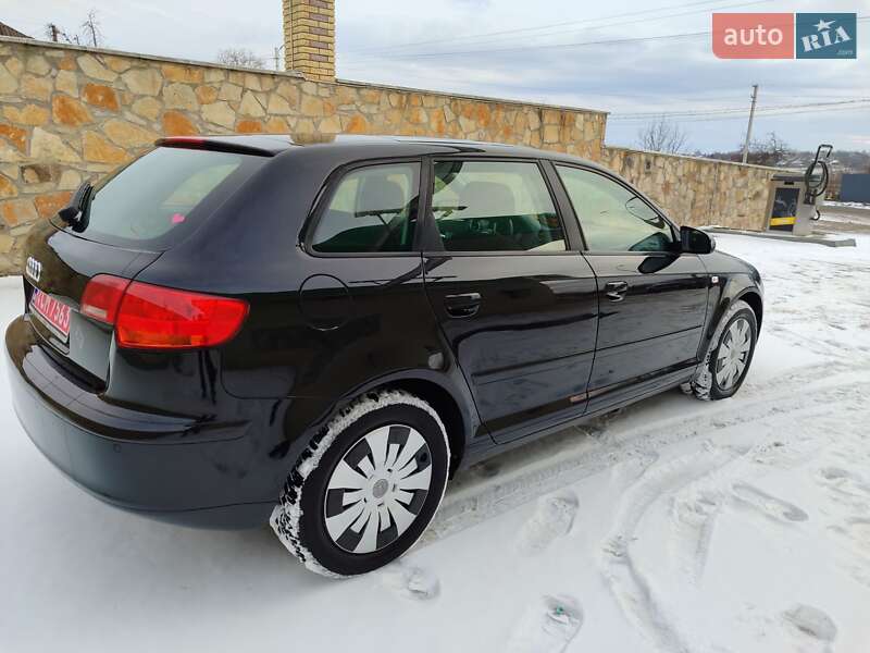 Хэтчбек Audi A3 2006 в Черновцах