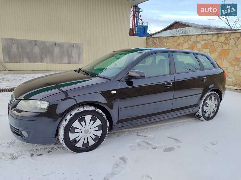 Хэтчбек Audi A3 2006 в Черновцах