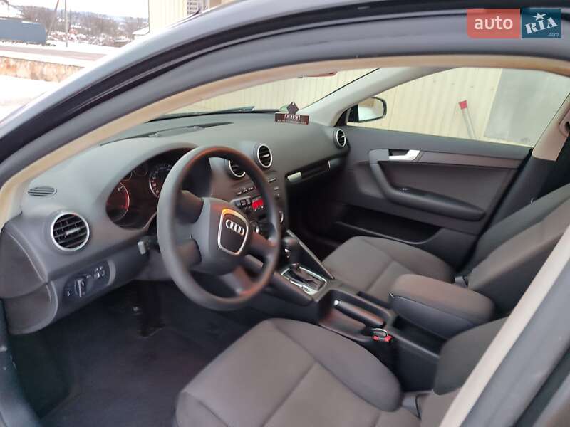 Хэтчбек Audi A3 2006 в Черновцах