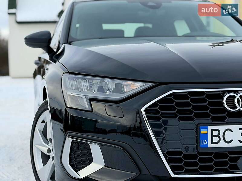 Седан Audi A3 2023 в Львове