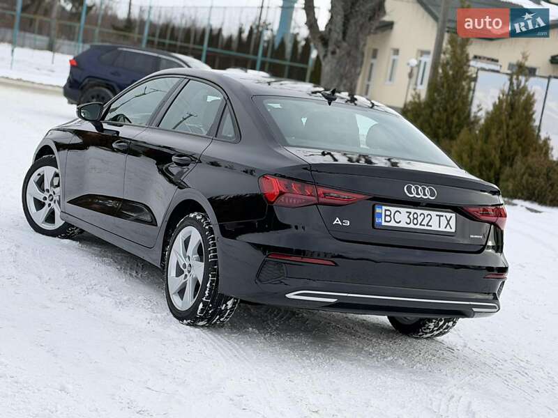 Седан Audi A3 2023 в Львове