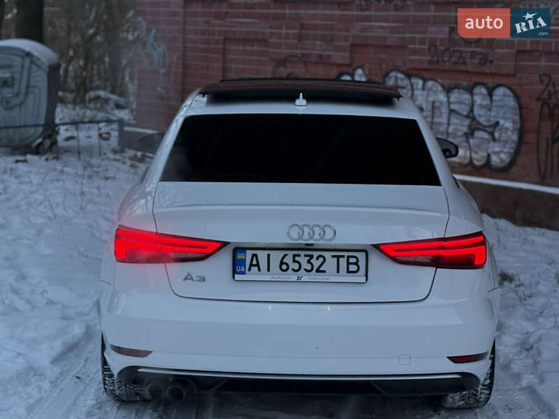 Седан Audi A3 2017 в Чернигове