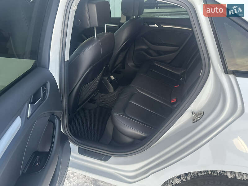 Седан Audi A3 2014 в Києві