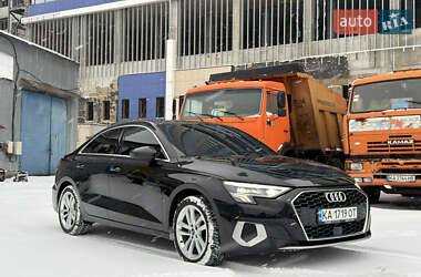 Седан Audi A3 2020 в Киеве