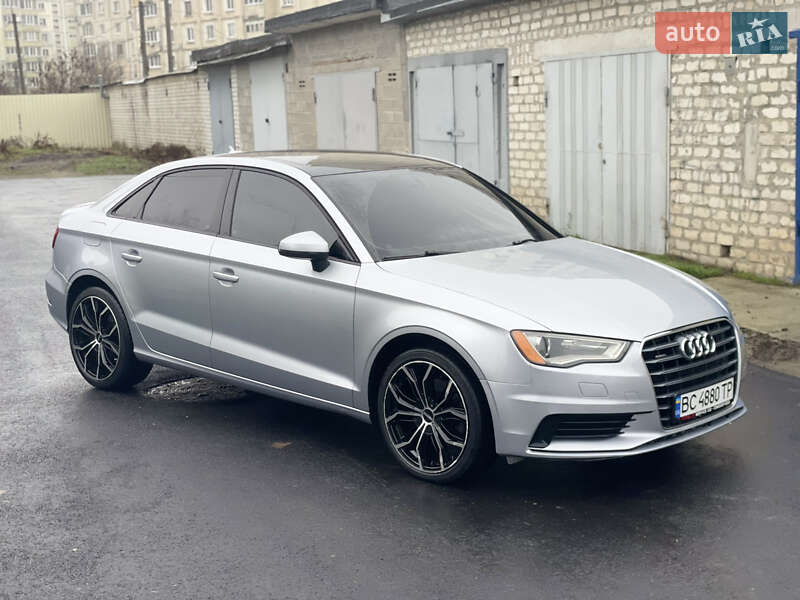 Седан Audi A3 2015 в Харькове