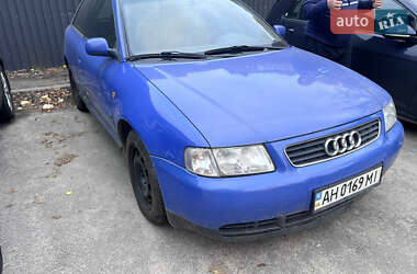 Хетчбек Audi A3 1998 в Ірпені