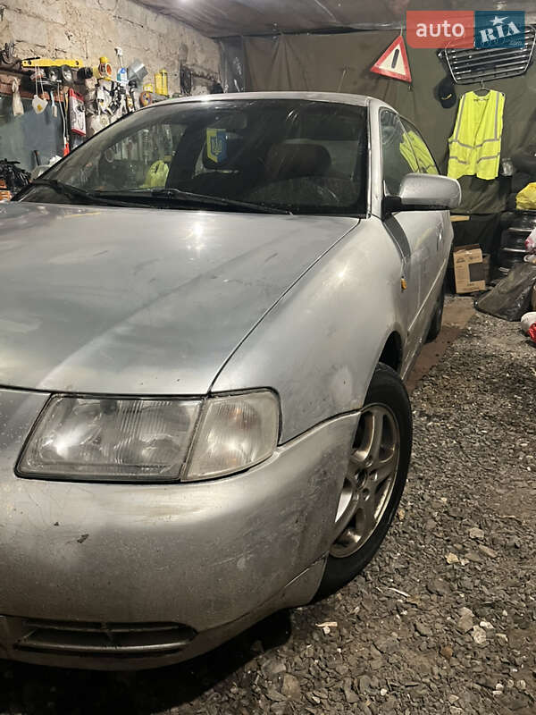Хэтчбек Audi A3 1997 в Харькове