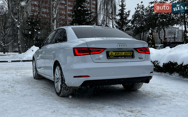 Седан Audi A3 2015 в Львове