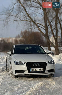 Седан Audi A3 2015 в Хмельницком