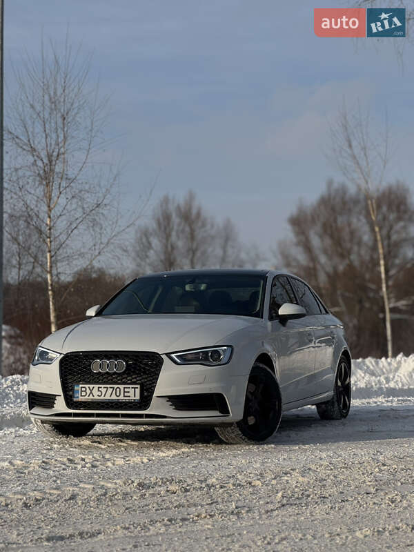 Седан Audi A3 2015 в Хмельницком