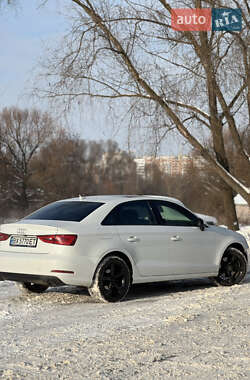 Седан Audi A3 2015 в Хмельницком