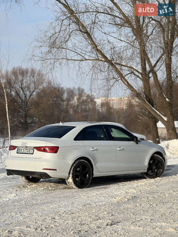 Седан Audi A3 2015 в Хмельницком