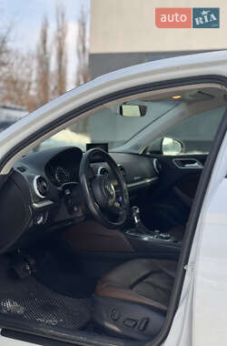Седан Audi A3 2015 в Хмельницком