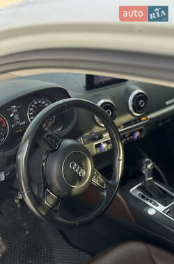 Седан Audi A3 2015 в Хмельницком