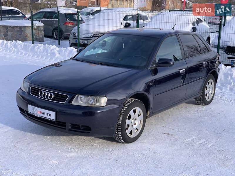 Хэтчбек Audi A3 2002 в Бердичеве